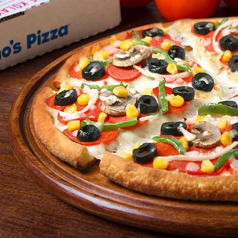 DOMINO'S 14" EXTRAVAGANZZA FEAST Pizza, Classic Hand-Tossed Crust